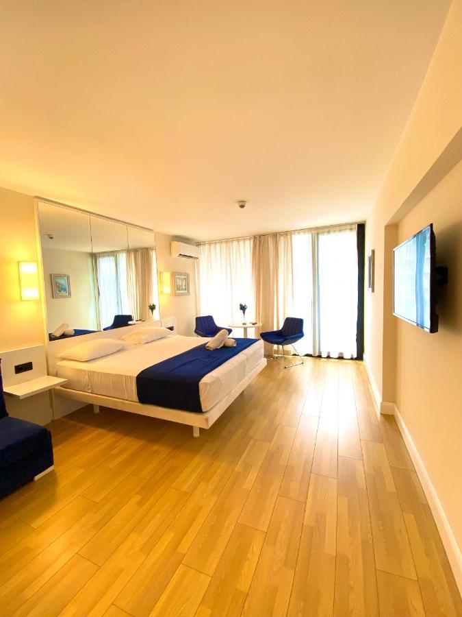 Aparthotel In City Batumi Eksteriør bilde